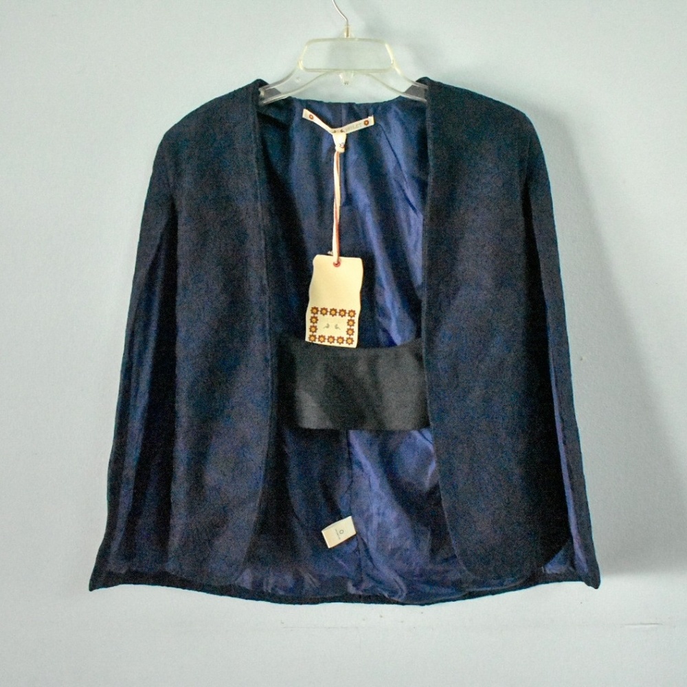 Blue lace thick cape outerwear